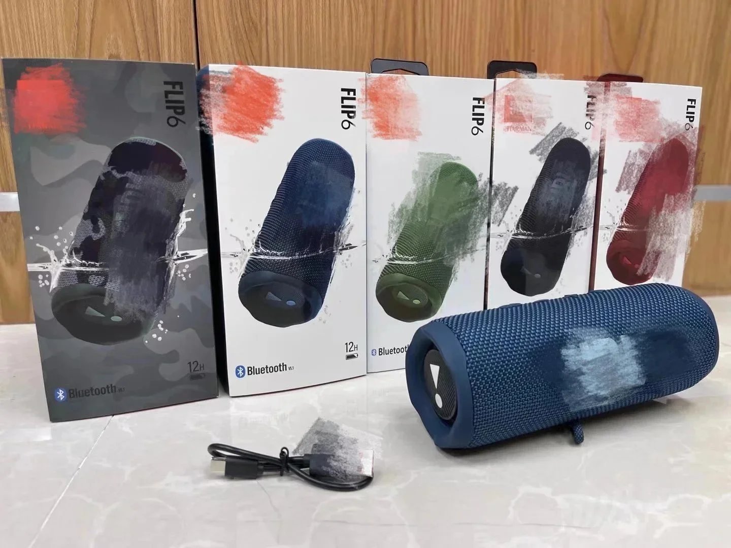 J flip6, Pulse5/6, xtreme3, boombox3 speaker — Fashion Item