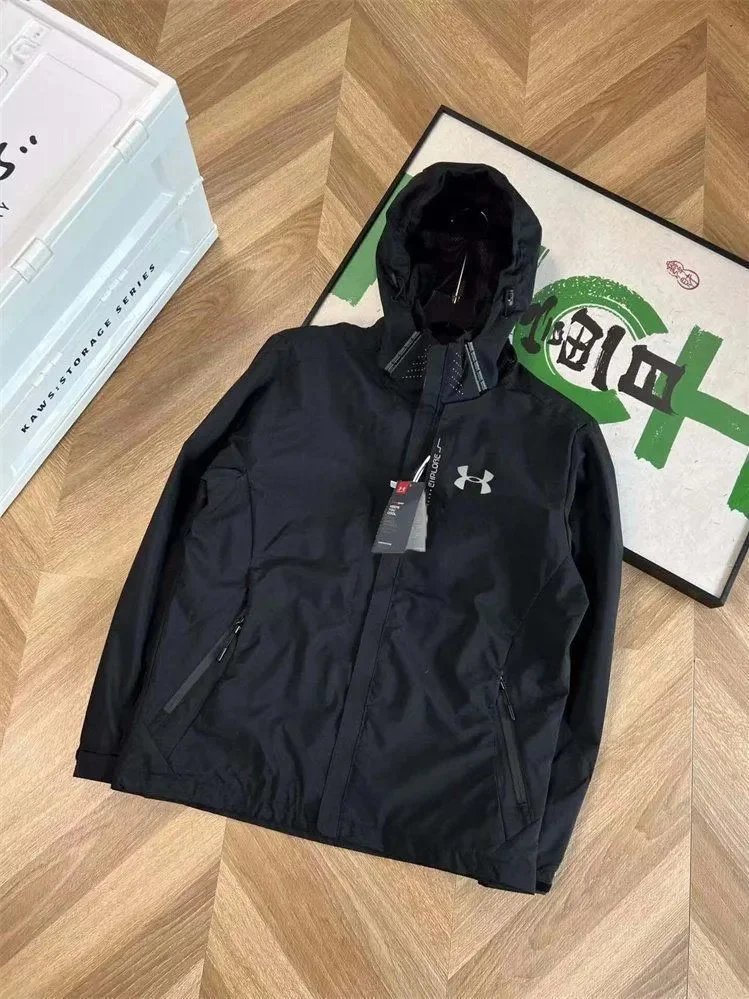 Outdoor Jacket — ua