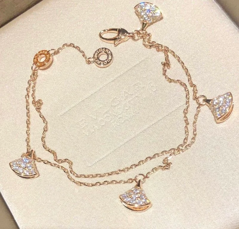 Jewellery — E-1 — #3908 3