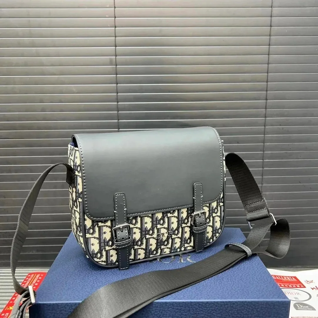 Retro Crossbody Bag — FDD 4