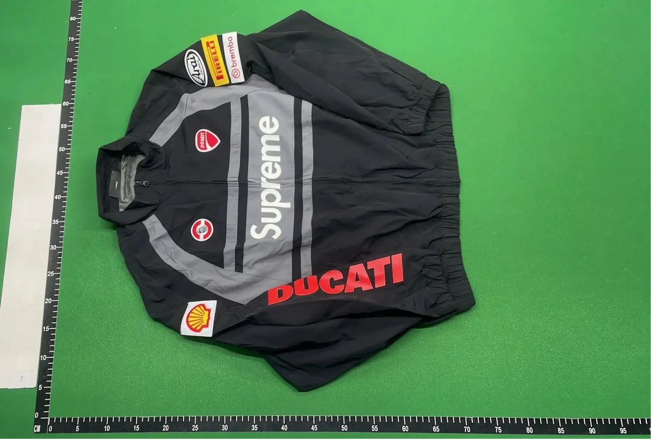 Sweatshirt — #4242 3