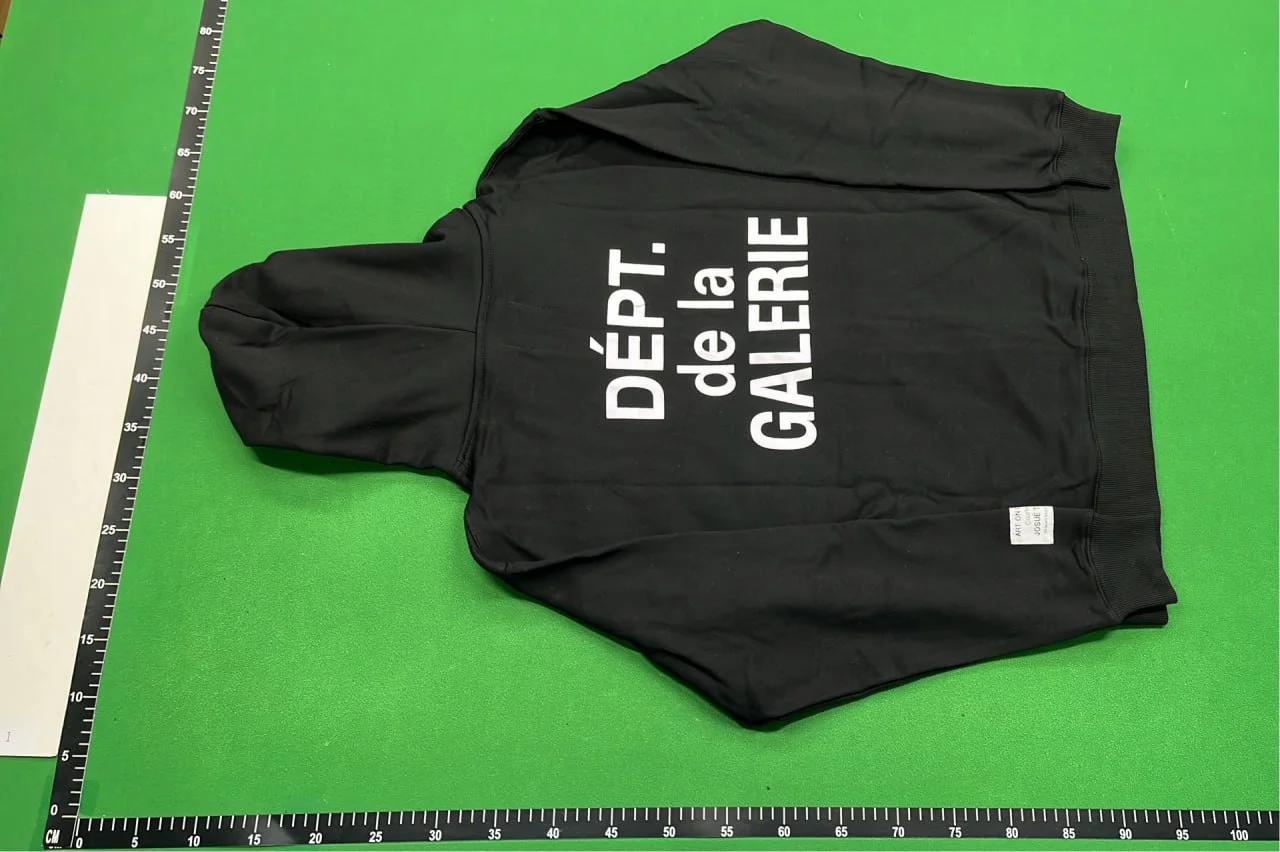 Simple and hoodie 3