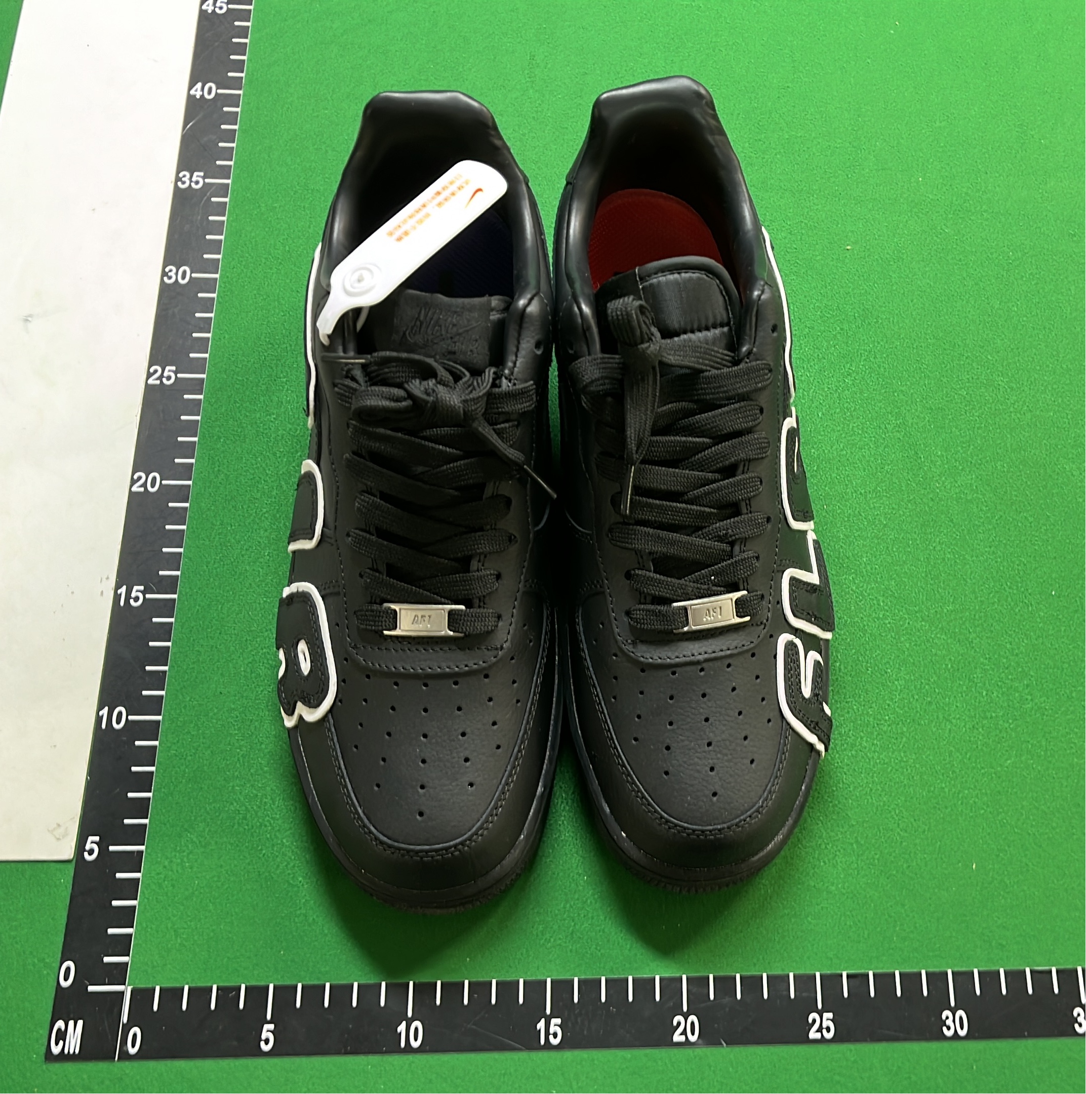 Sneakers — cfm 8