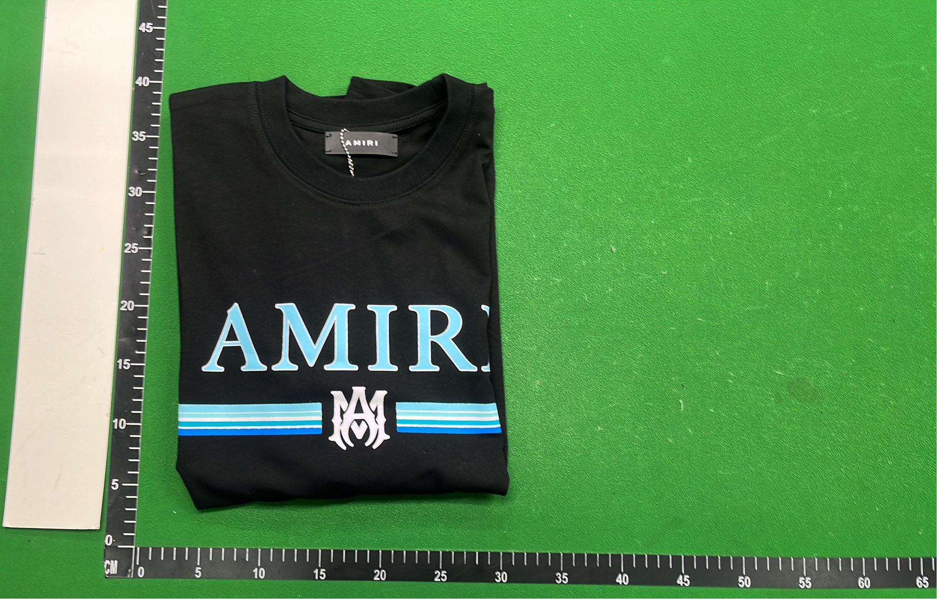 Unisex Letter-Graphic Graffiti-Print Hoodie — AM / IRI 6