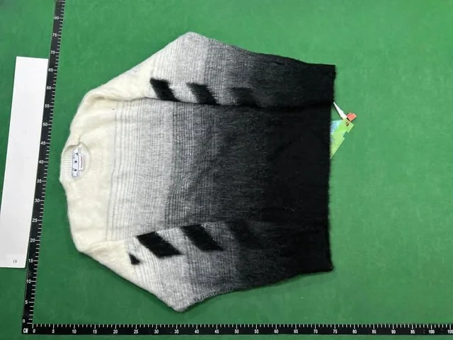 OW Sweater 3