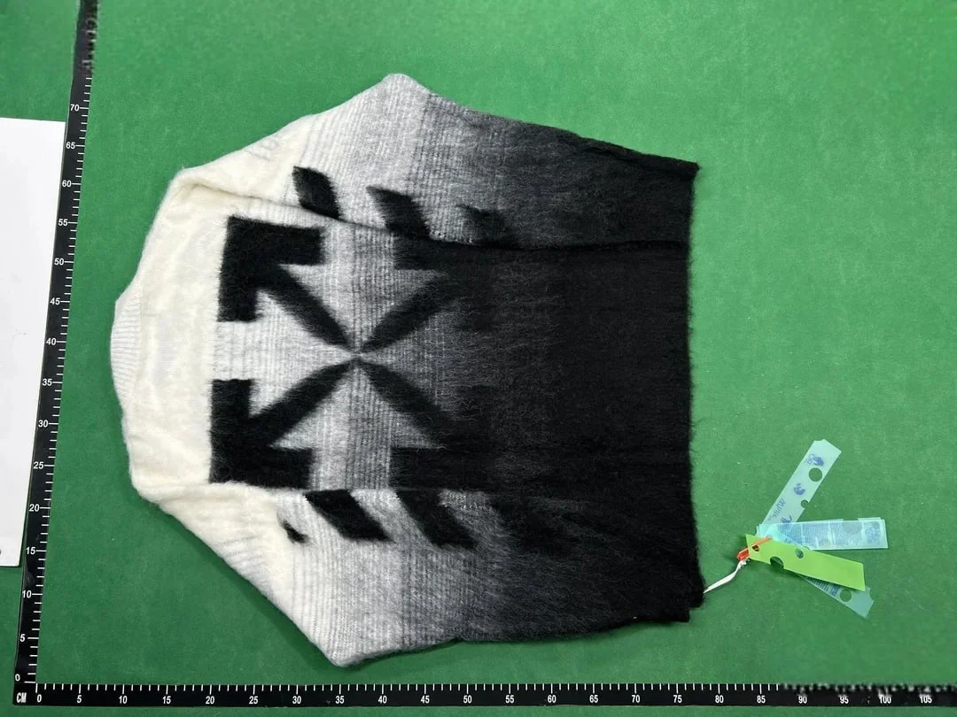 OW Sweater 4