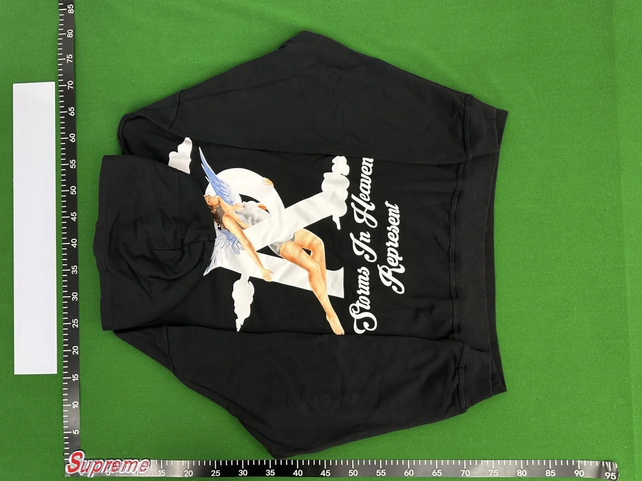 Loose-Fit Retro Hoodie 4