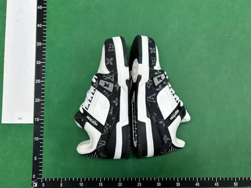 Shoes — SHD / PK 6