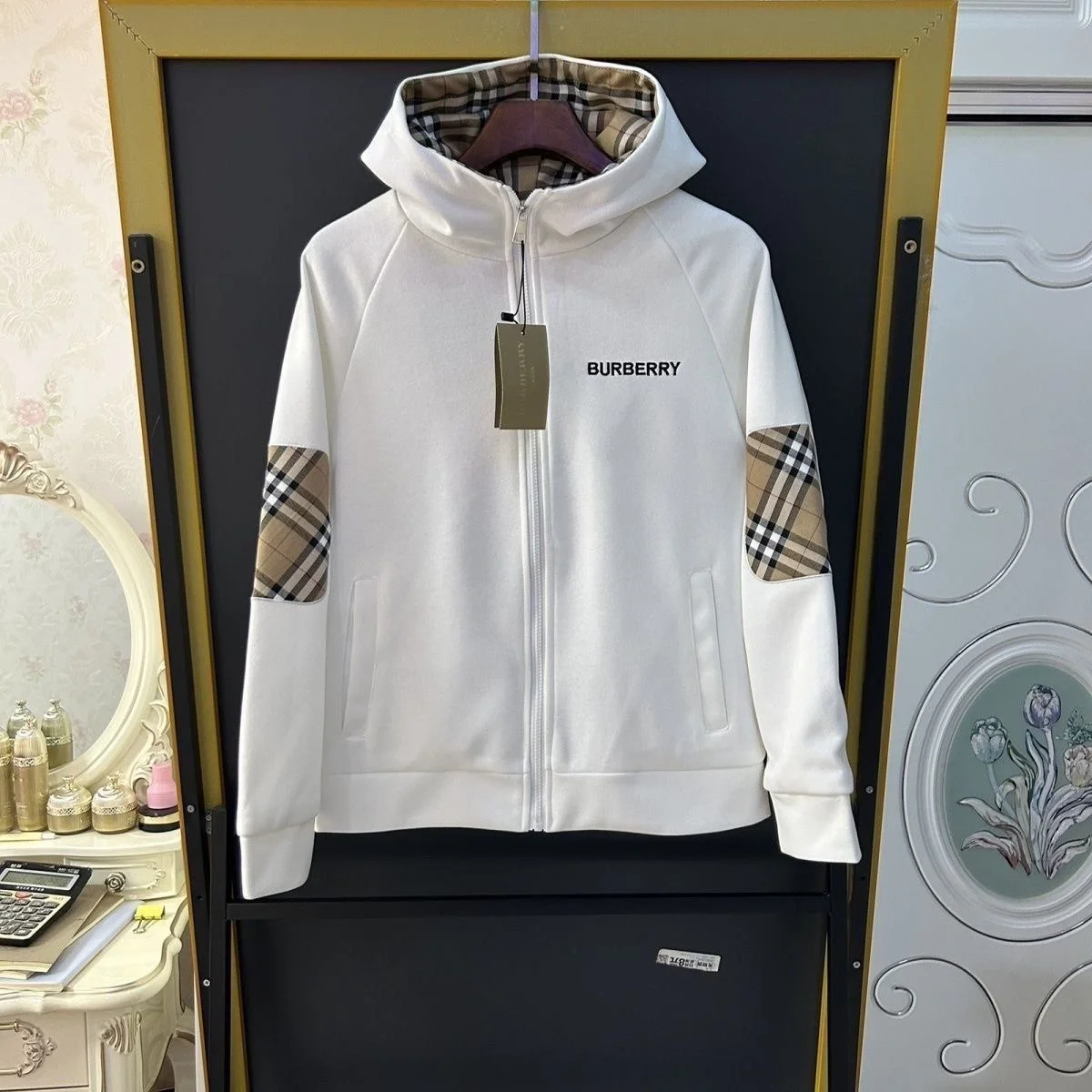 Loose-Fit Cotton Printed Letter-Graphic Hoodie 3