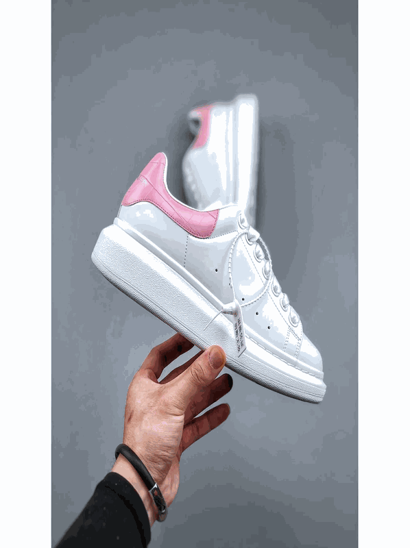 Sneakers — #4618