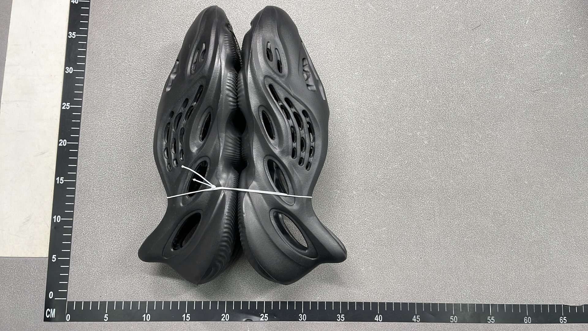 Y**zy Foam RNNR — Shoes — #4637 6