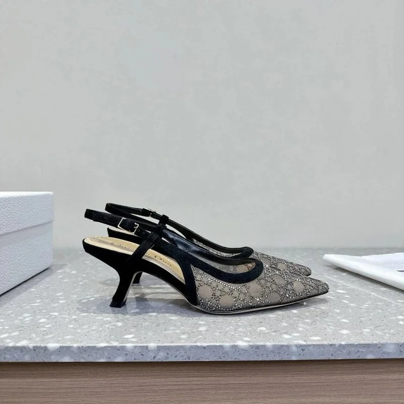 Shoes — Item 4707 3
