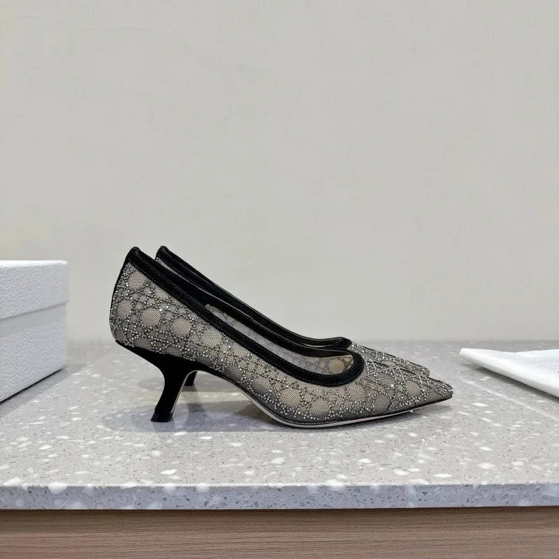 Shoes — Item 4707 5