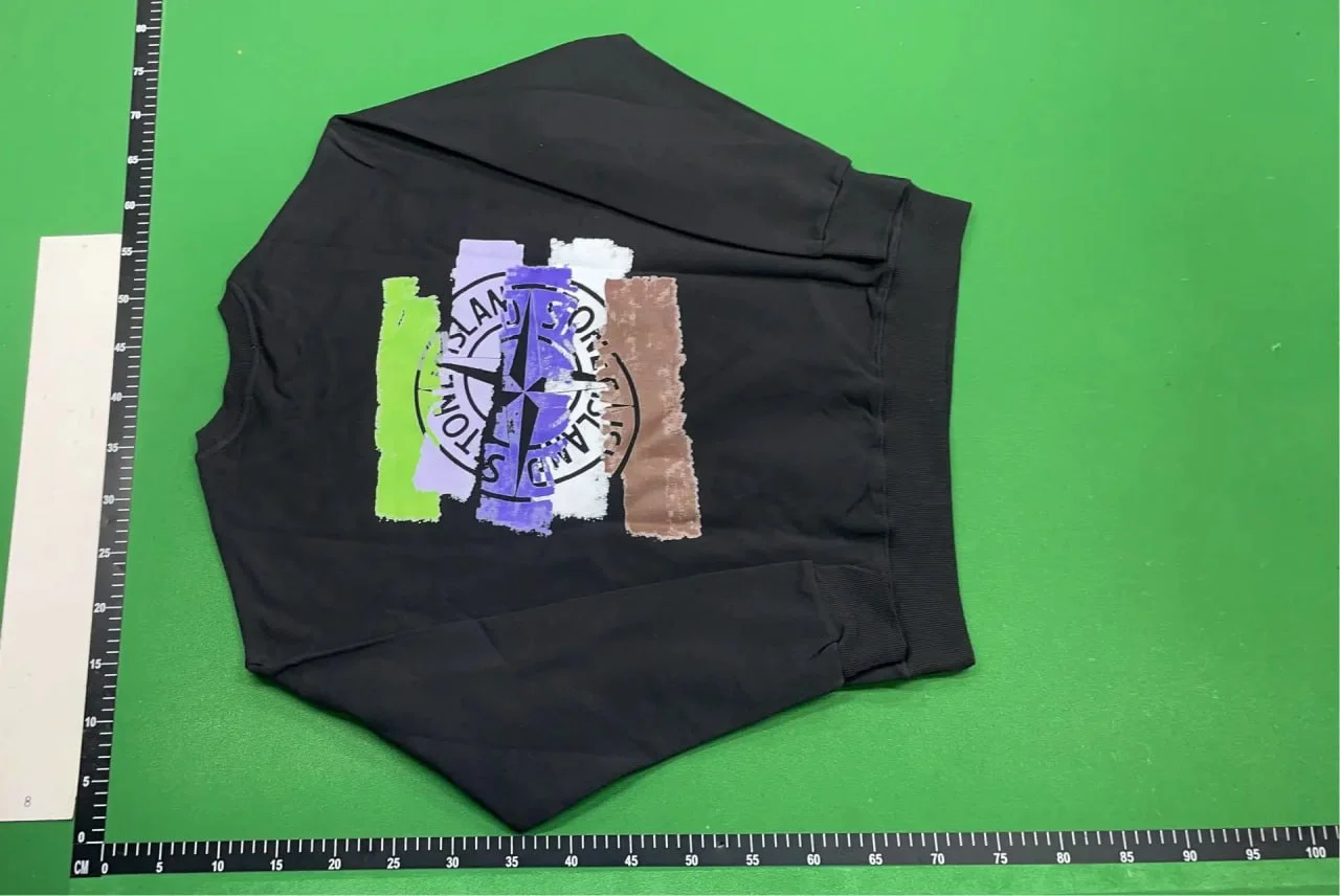 Sweatshirt — #4735 4