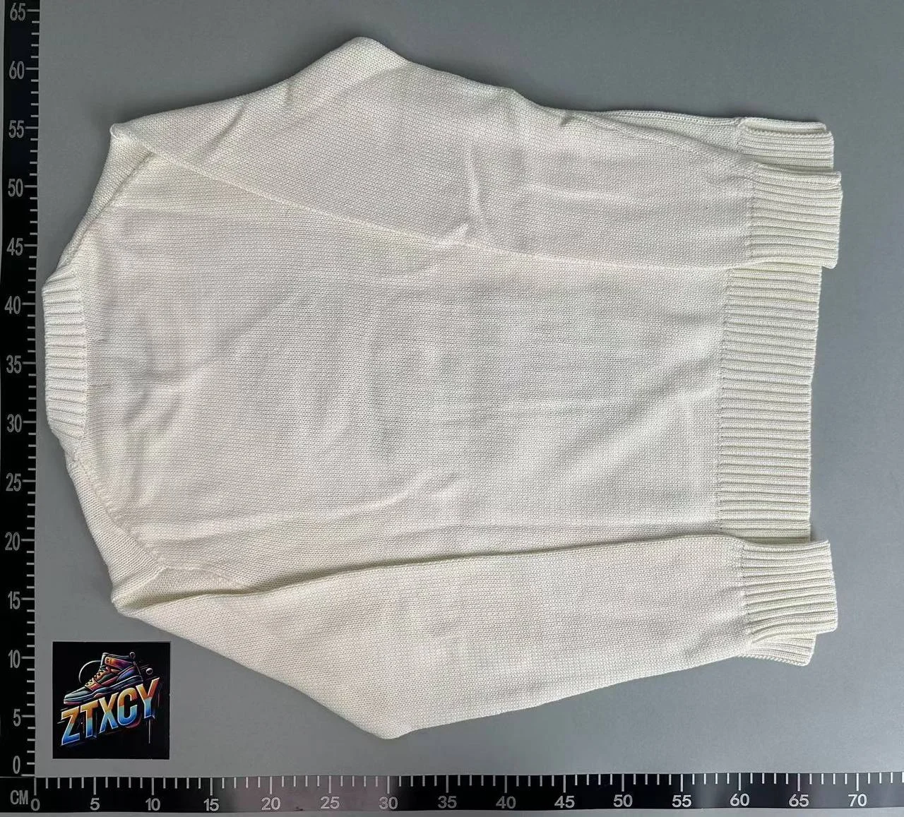 Cotton Long-Sleeve Embroidered Knitwear — CY 5
