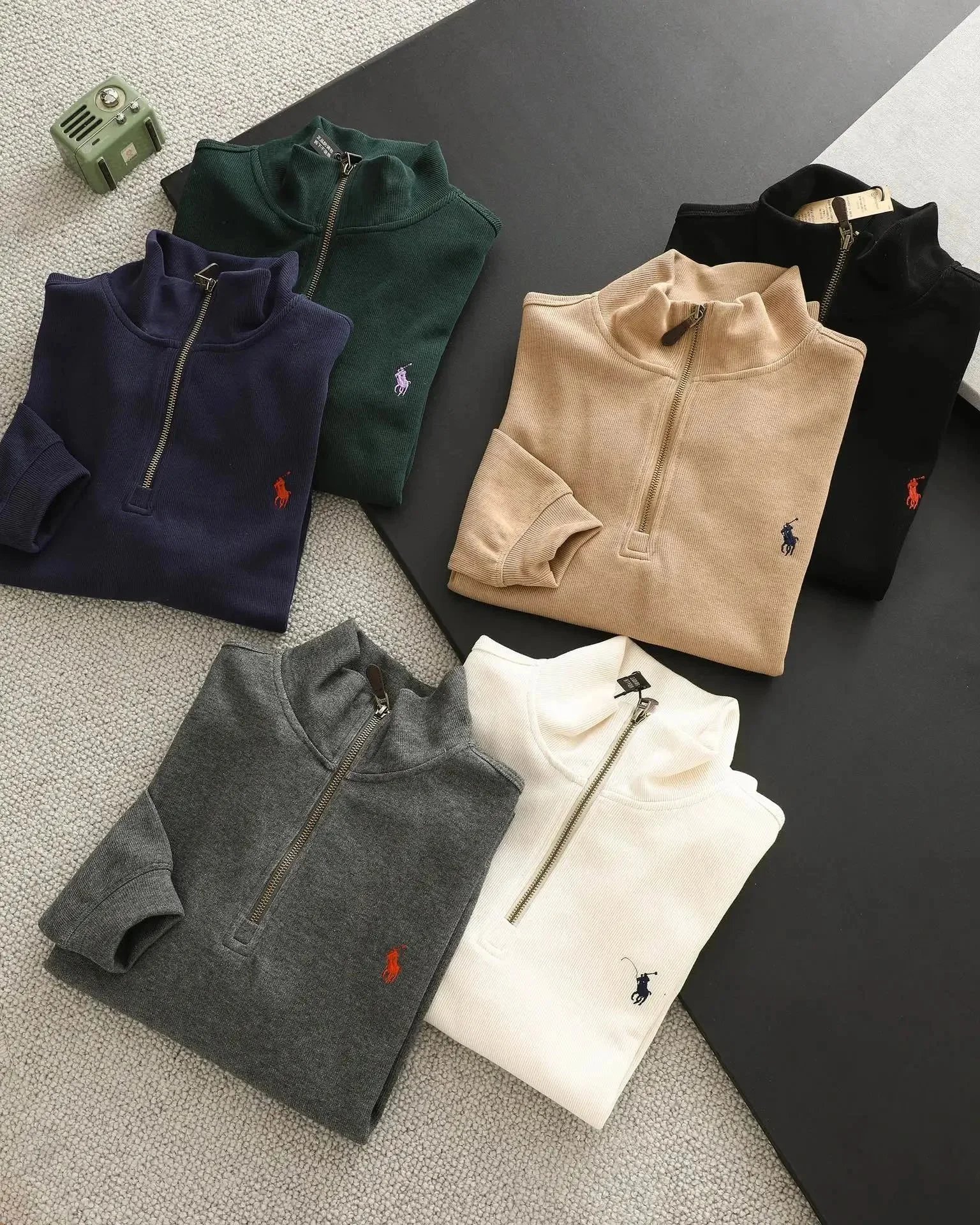 Zip-Up Knitwear — #4872