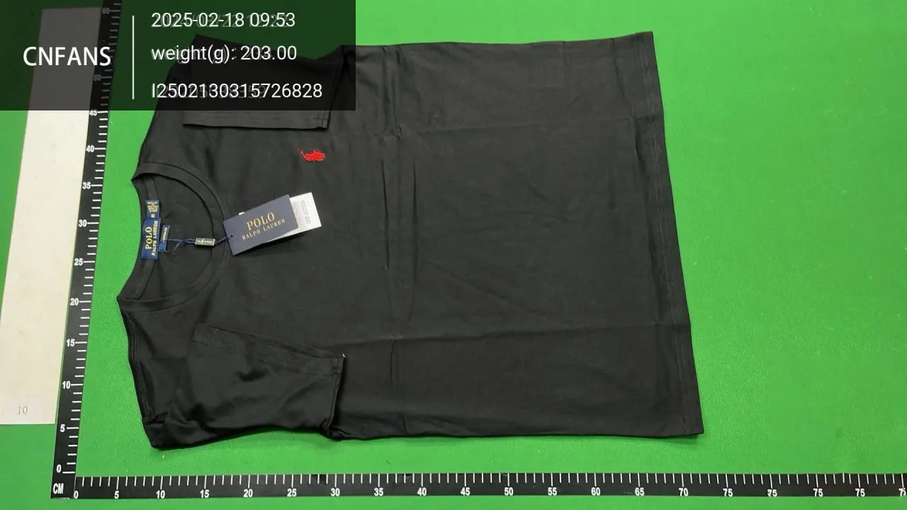LX14 Short-Sleeve Top 6
