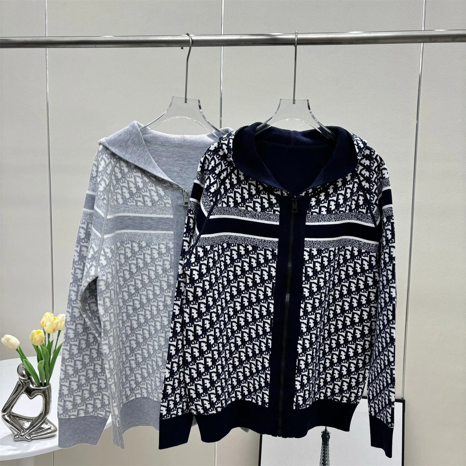 Unisex Letter-Graphic Jacket — XF08