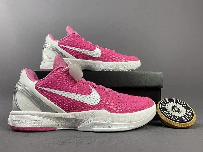 Shoes — Item 4934