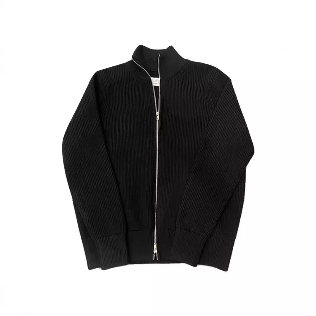 Hoodies & Sweaters — Item 4964