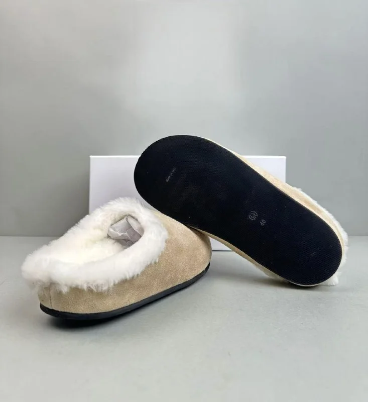 Retro Shoes — #5055 5