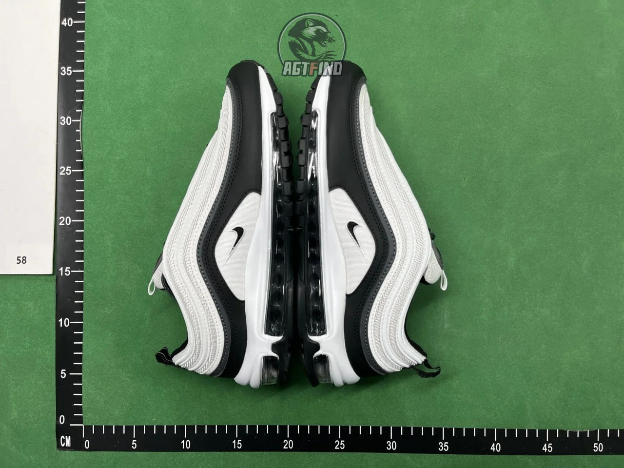 Unisex Sneakers — TU66 5