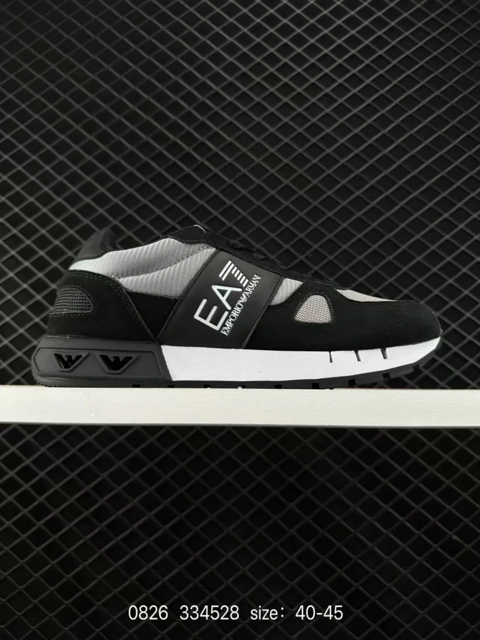 Sneakers — Mm22 / ANM 5