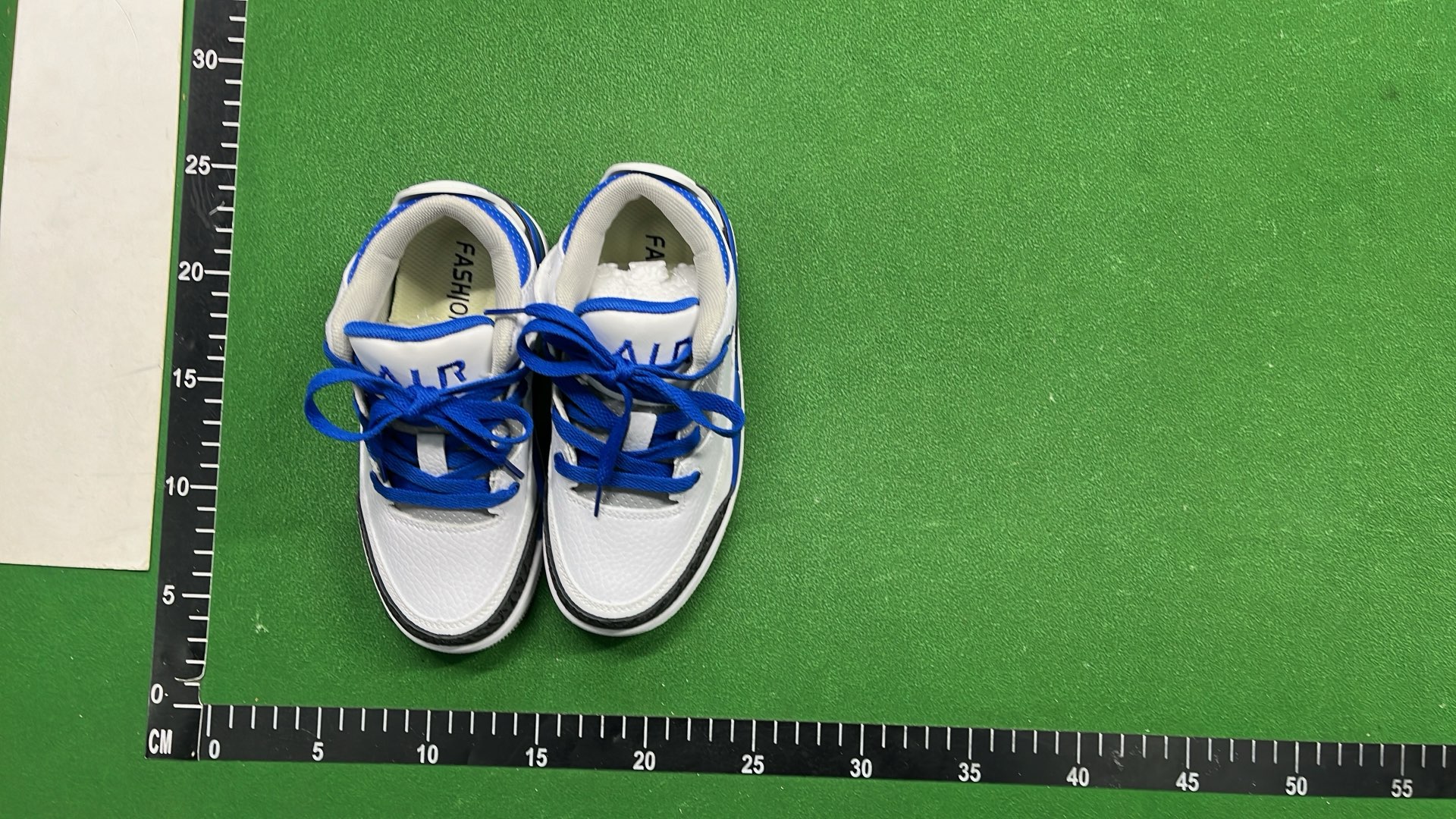 Kids' Shoes 8