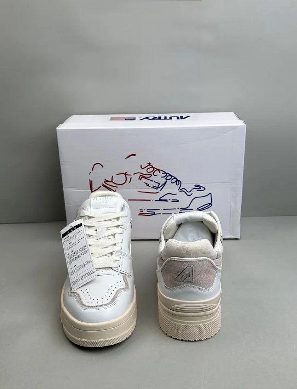 Shoes — #5128 4