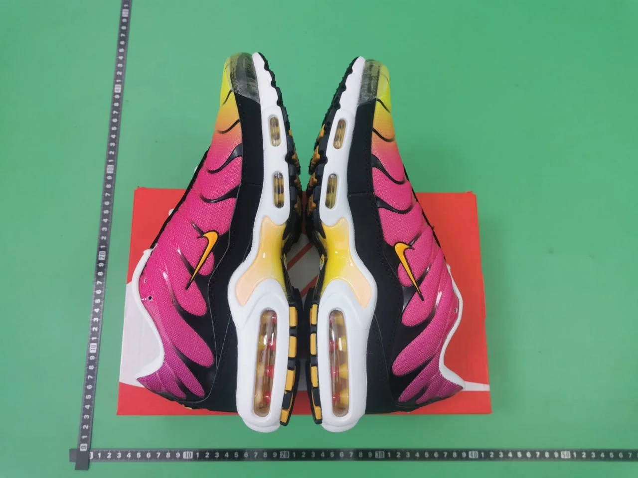 Unisex Sneakers — #5135 5