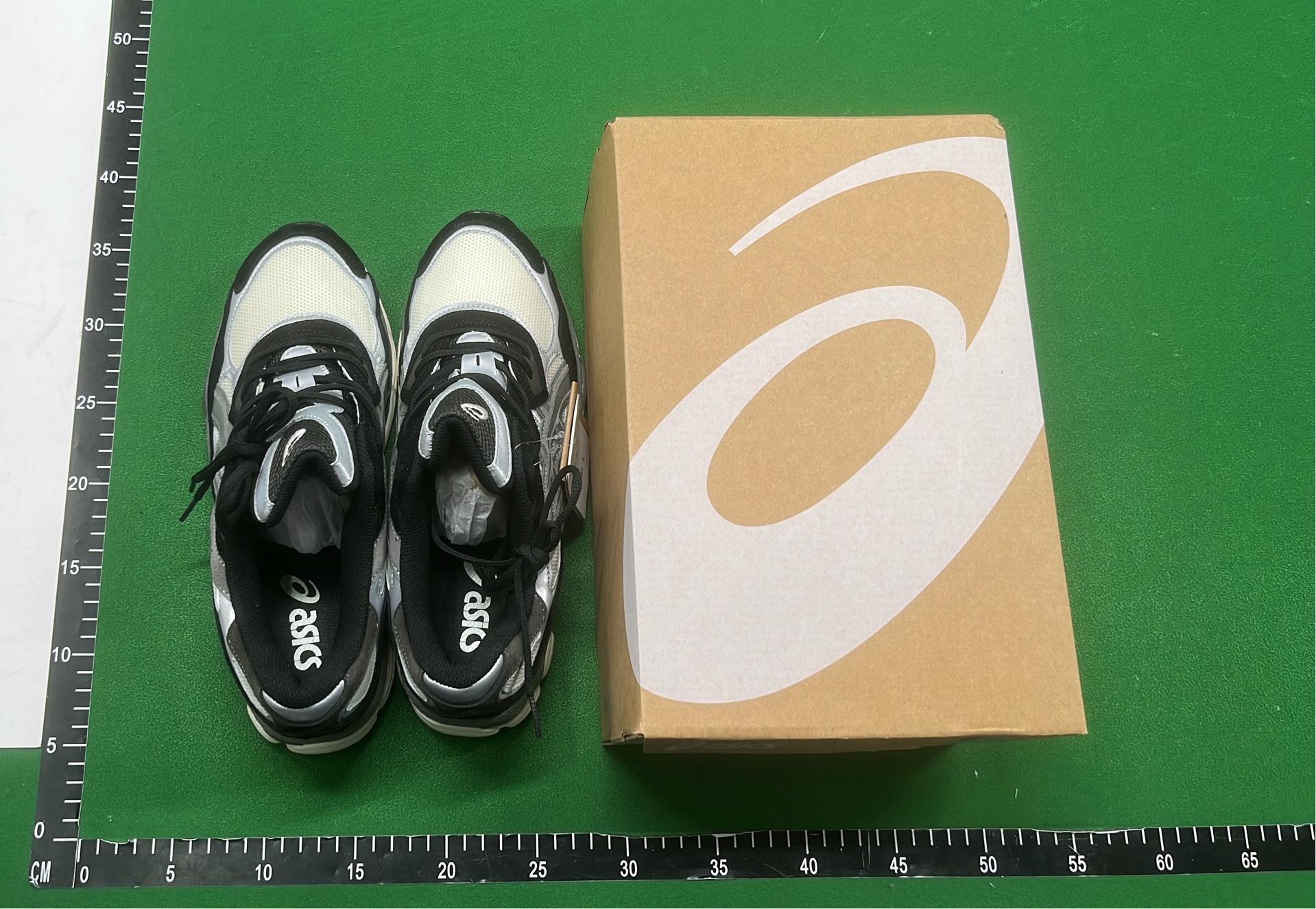 Casual shoes 90 9