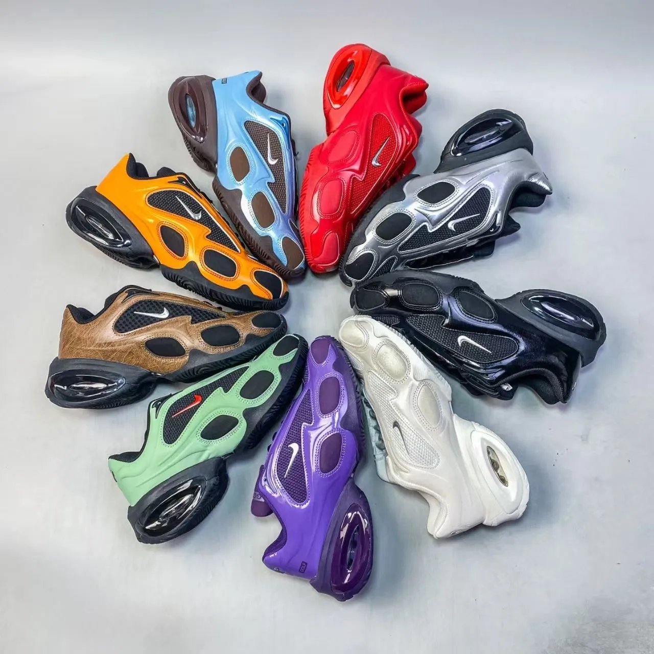 Unisex Sneakers — #5200
