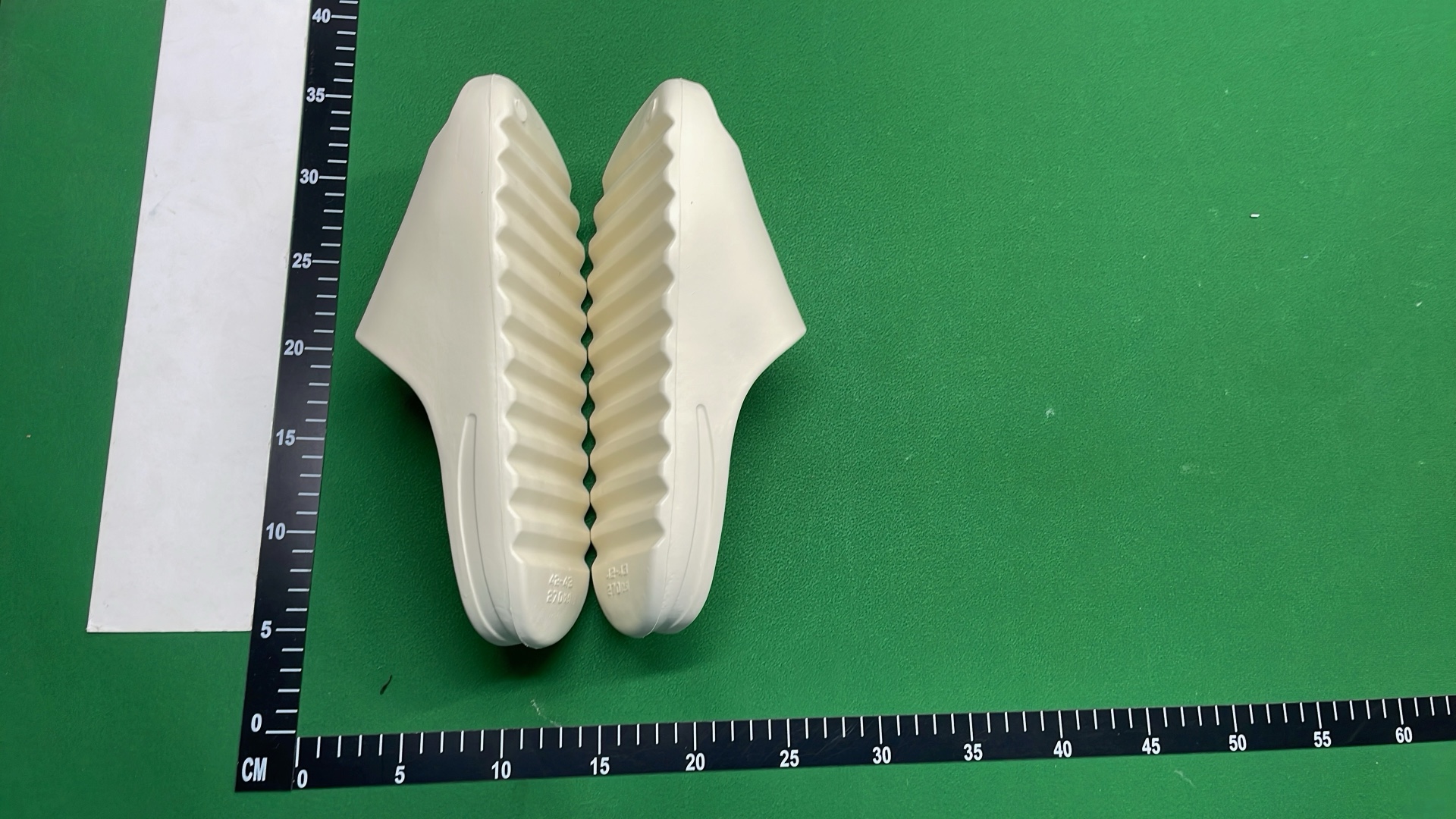Slides — M-0042 10
