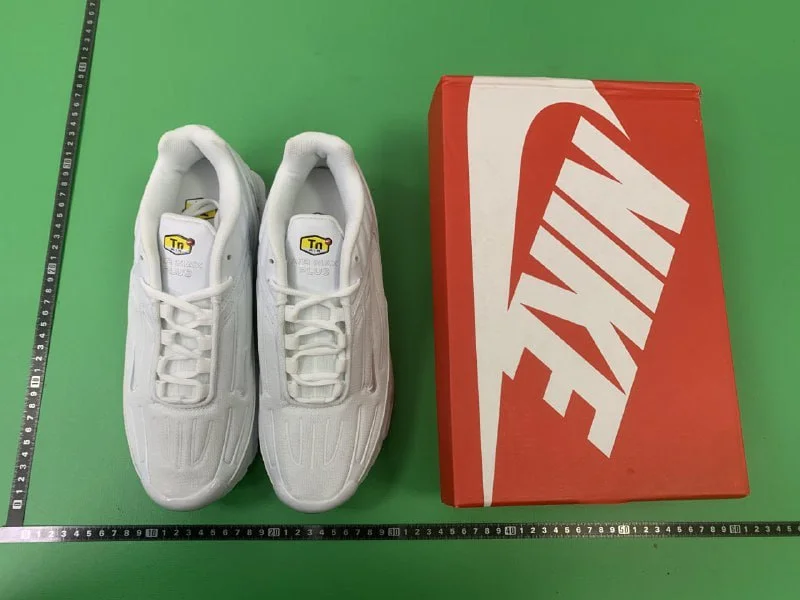 Shoes — Max / Plus 2