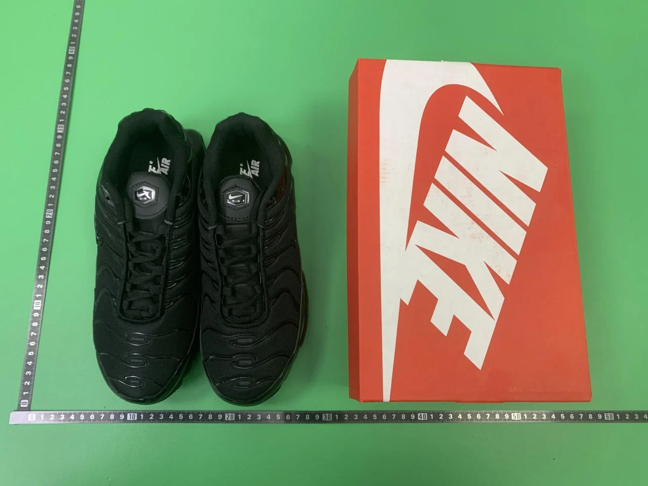 Shoes — Max / Plus 3