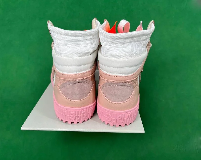 Shoes — Item 5237 5