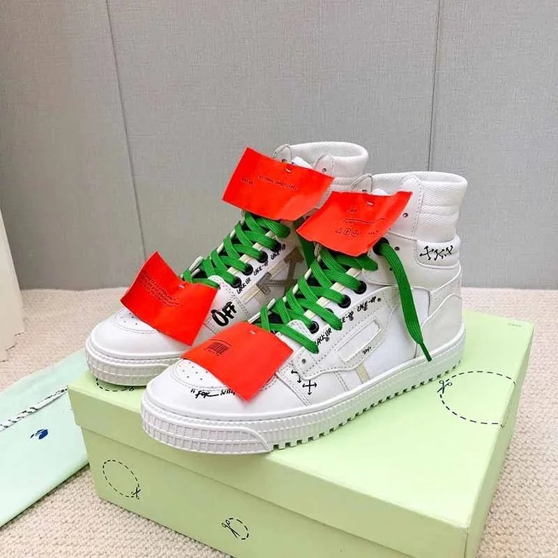 Shoes — Item 5237