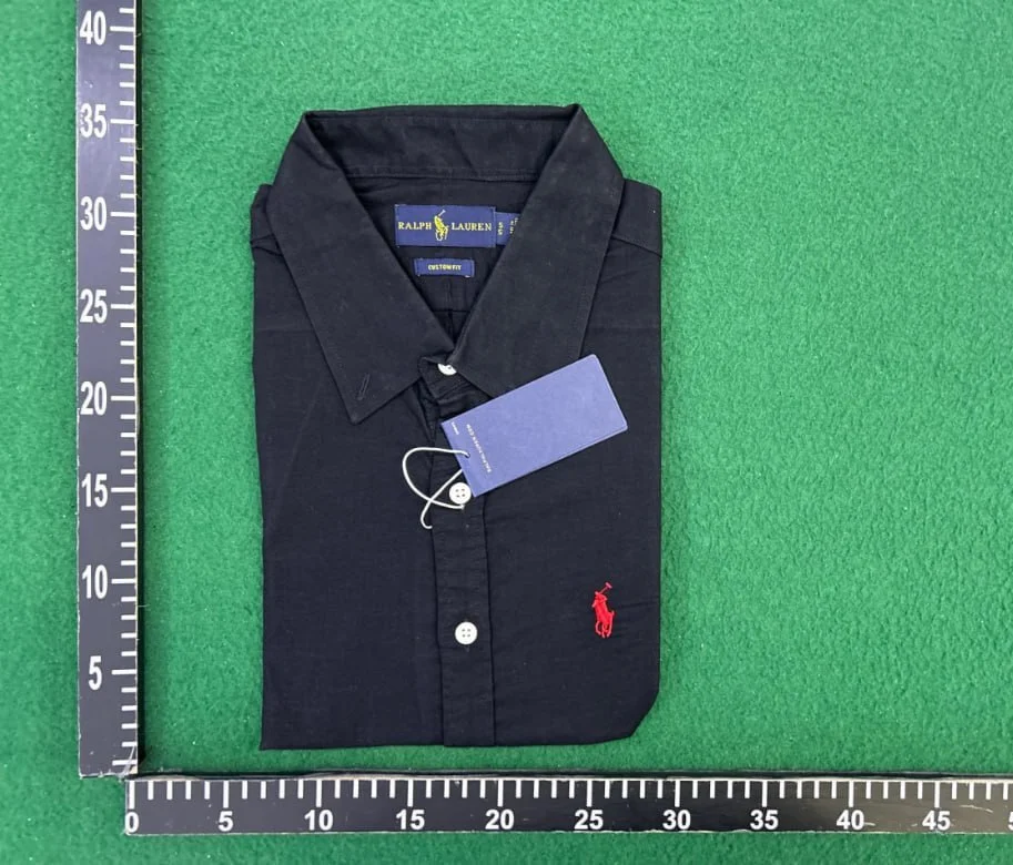 Everything goes with the shirt 91112-007 5
