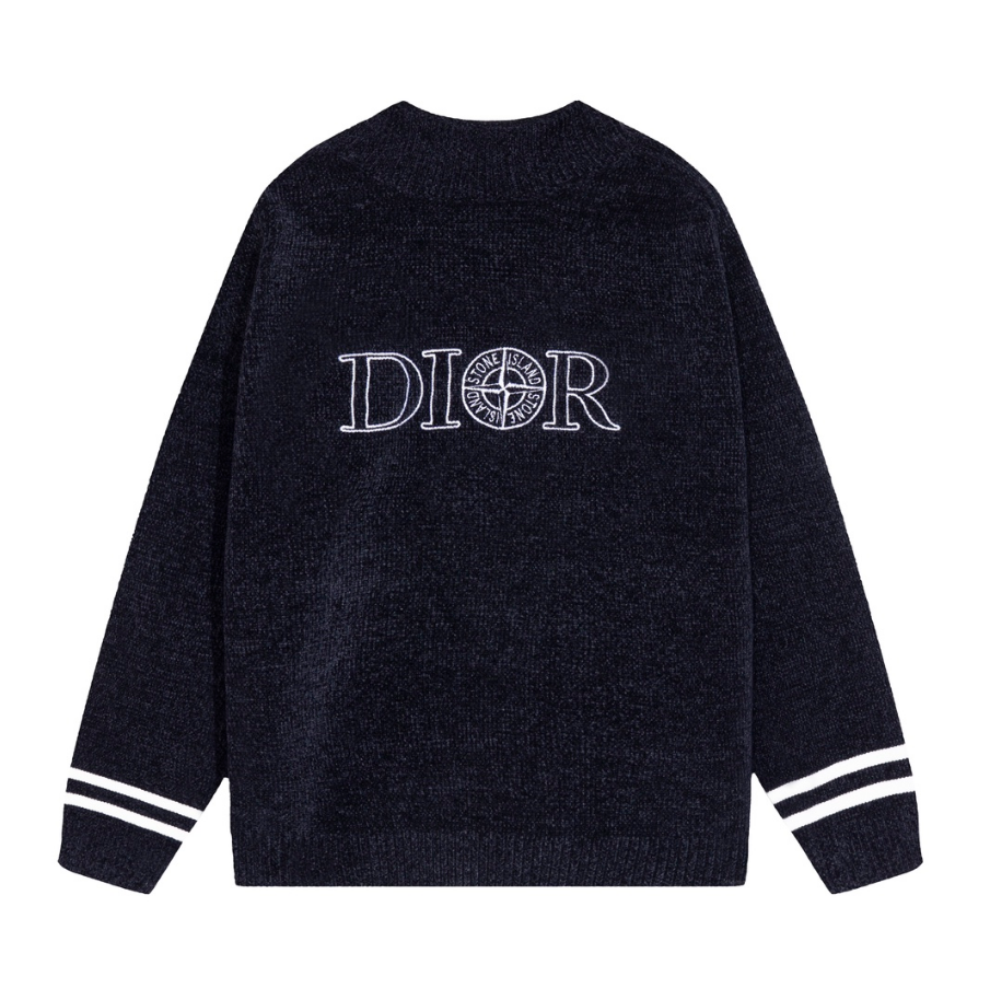 Hoodies & Sweaters — Item 5269