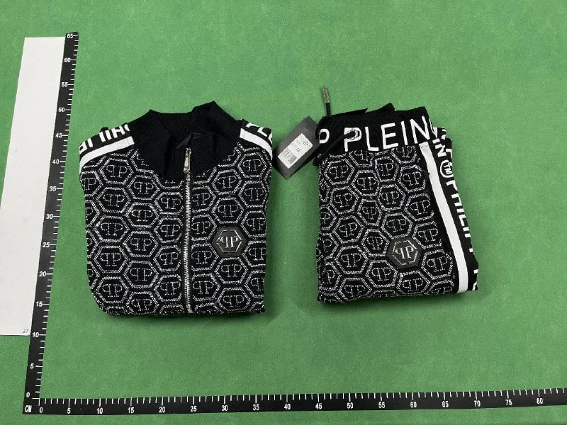 Clothing Set — Item 5282 5