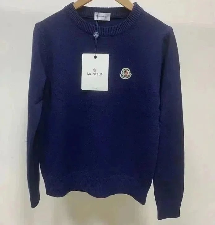 MRound neck sweater