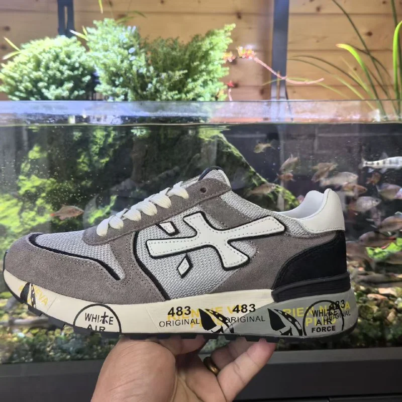 Sneakers Selection — TU66 / ch 4