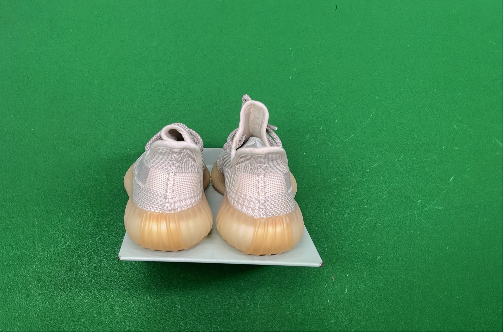Y**zy V2 — Shoes — #5352 5