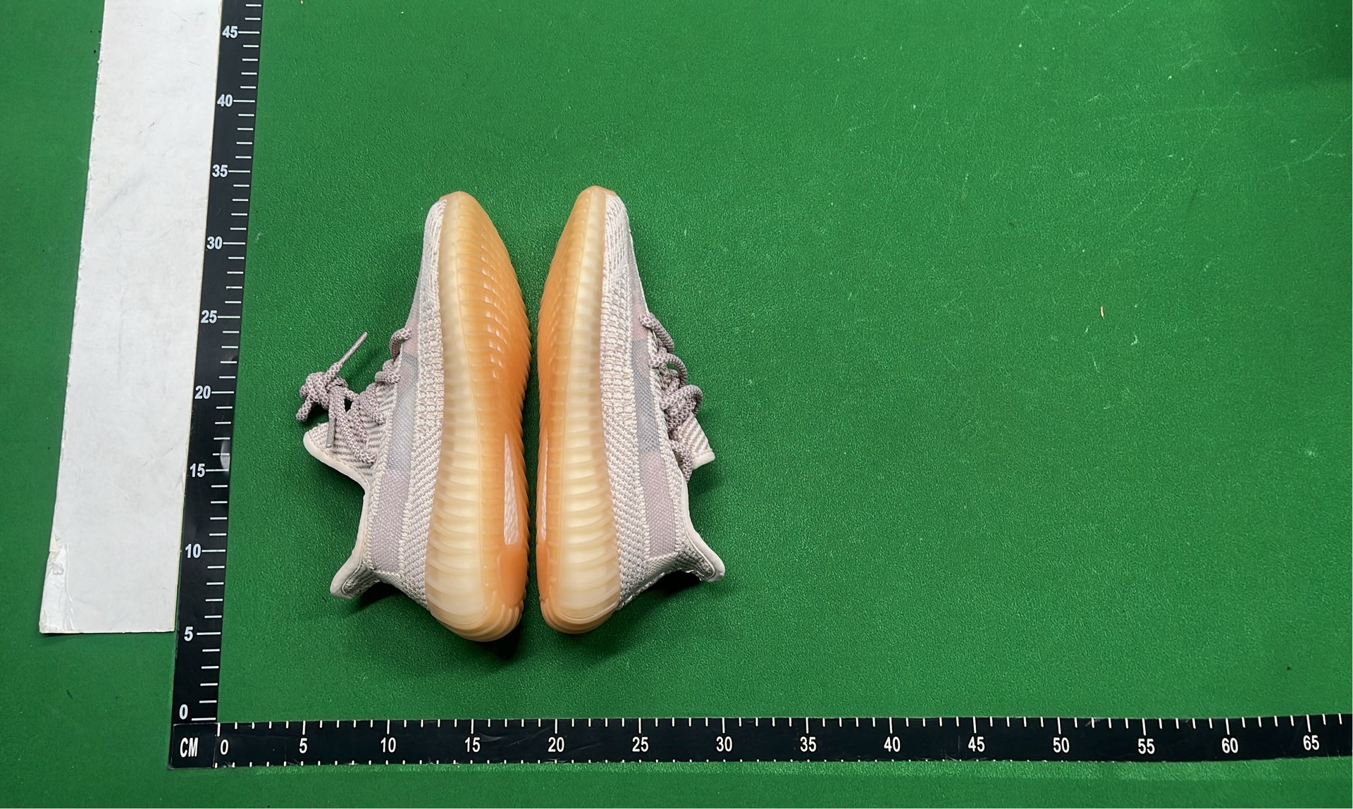 Y**zy V2 — Shoes — #5352 7
