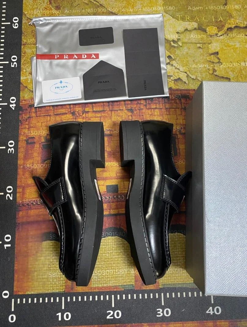 Shoes — Item 5369 5