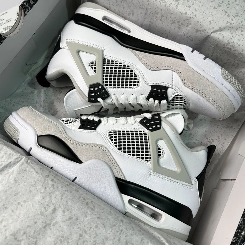 Sneakers — #5389
