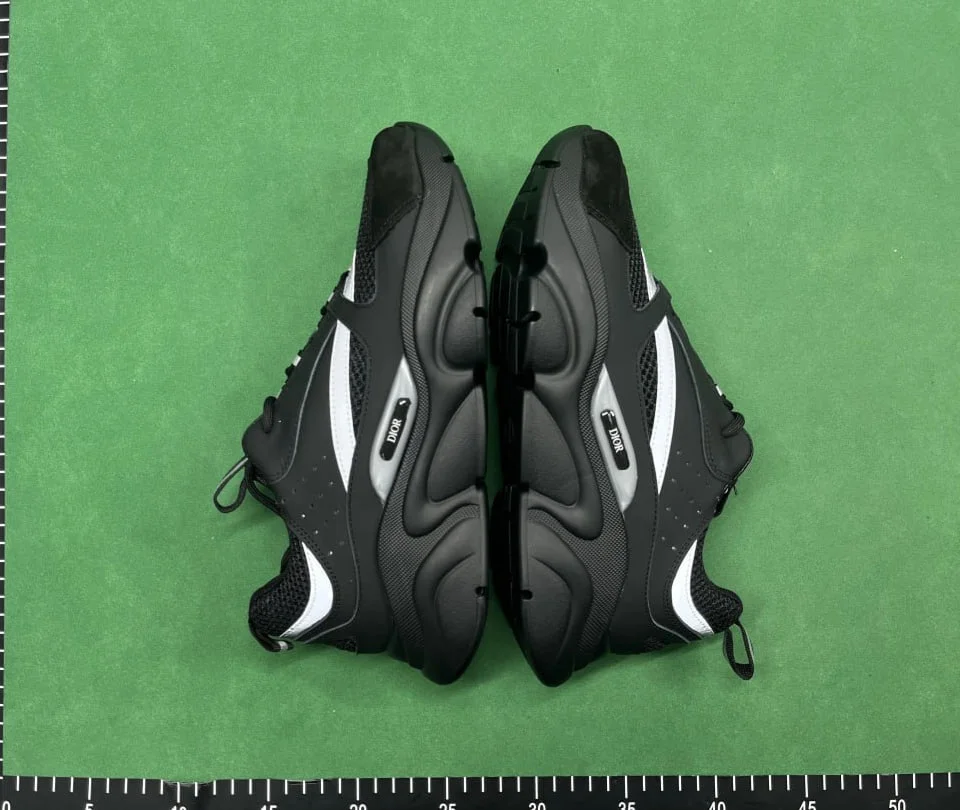Sneakers — TF25 6
