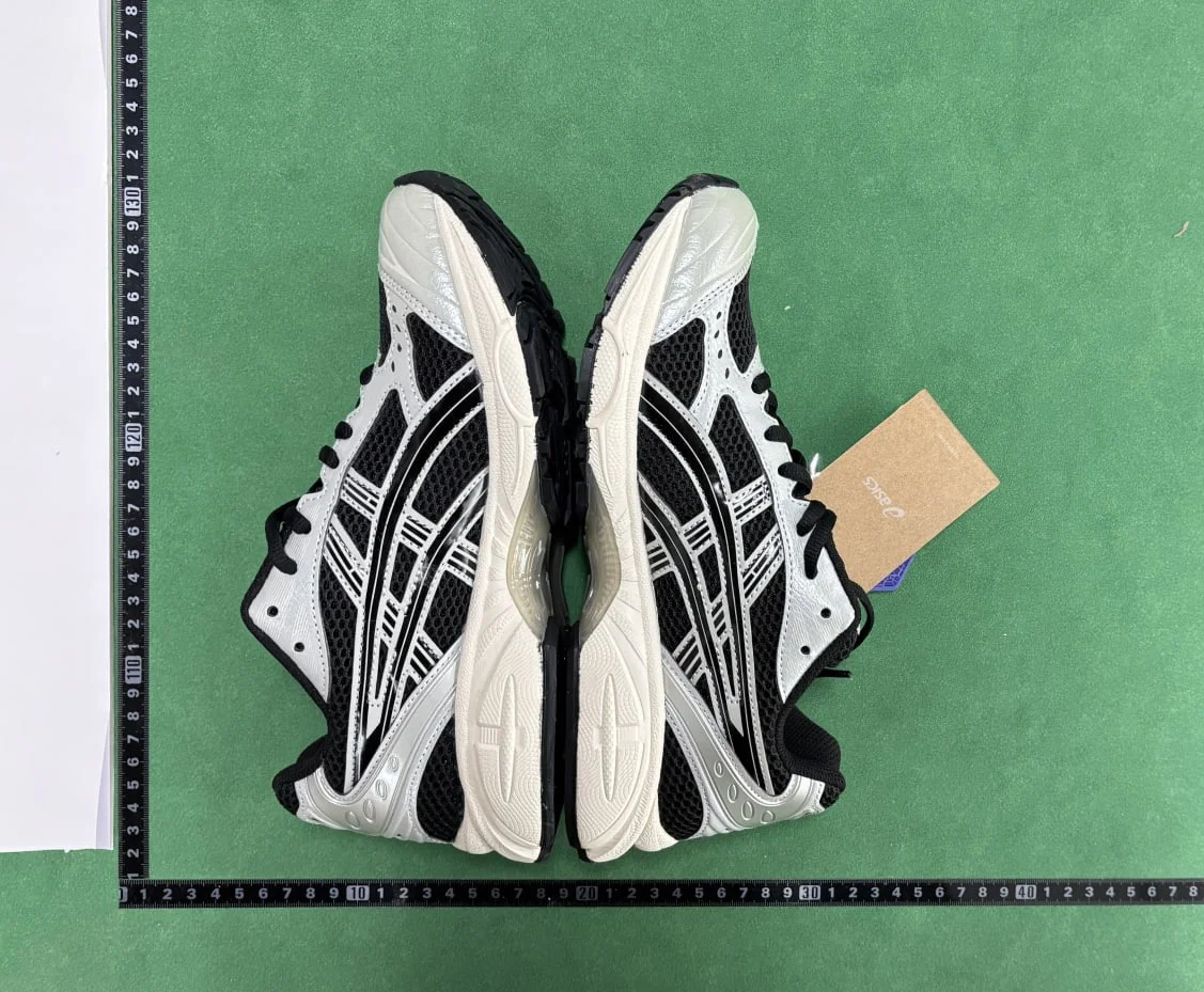 Sneakers — #5411 8