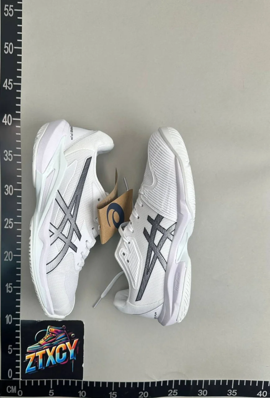 Sneakers — CY — #5497 2