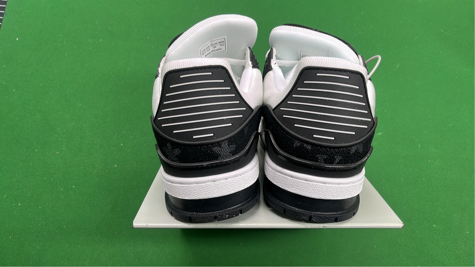 Sneakers — CR03 / Traine 5